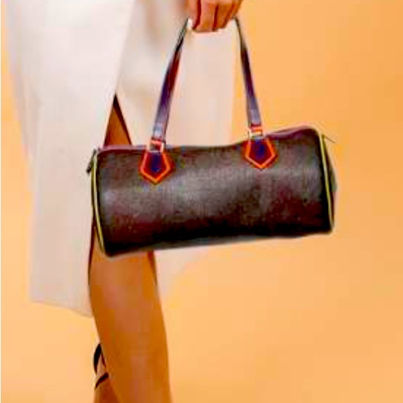 Etro Paisley Tri Color Leather Barrel Bag Made in Italy - Picture 16 of 16